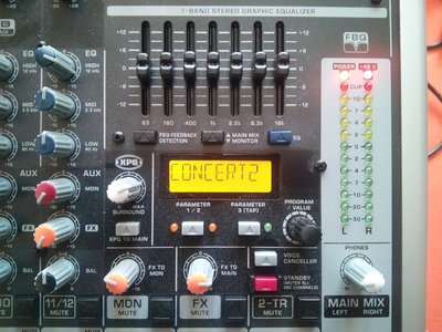 Behringer XENYX QX1222USB
