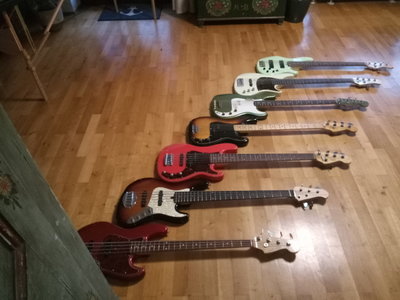 Suche f bass