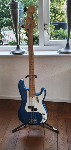 Fender USA Precision ´18-´19 - maple