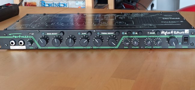 Hughes & Kettner Fortress Preamp