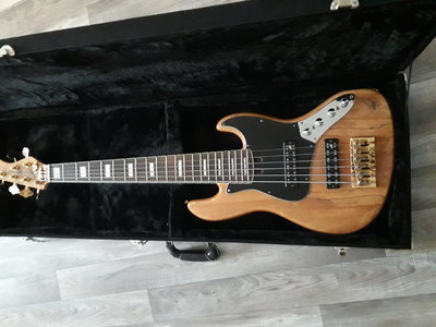 Bassmods k6 jazzbass 6 Saitiger Jazzbass