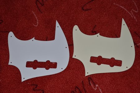 Pickguards California hinten.jpg