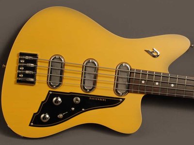 Suche Duesenberg Triton