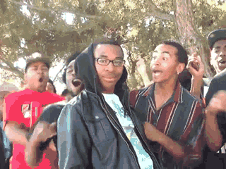 giphy.gif giphy.gif