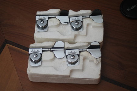 Schaller M4S chrome 4x links Mechaniken
