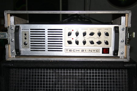 Tech21 NYC Landmark 600 | Bassamp | Vorserienmodell | Vintage
