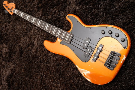 Sandberg VT-4 Orange-Metallic, Chambered, white Blocks, Ebenholzgriffbrett, altes Design!