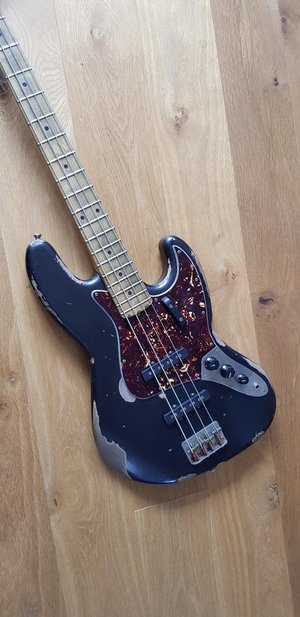 Limelight Jazz Bass