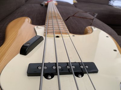 Westone Vintage Jazz Bass
