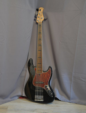 Marcus Miller Bass fretless schwarz