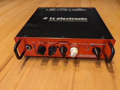 TC Electronic BH-250 incl. 3-fach Fulßschalter