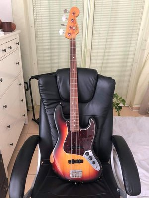 Fender road worn jazz bass Reserviert!