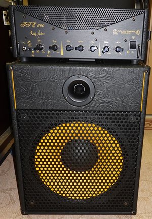 Markbass TTE 500 mit NY 151 RJ Box