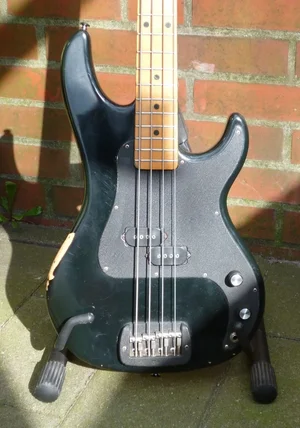 G&amp;L SB-1 hier kompr. 2.webp