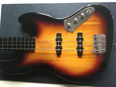 Verkauft: Squier VM Jazzbass fretless ebonol fretboard