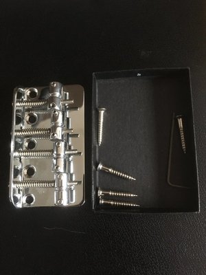 Squier.JPG