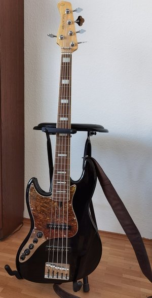Pricedrop! Neuwertiger Linkshänder 5-Saiten E-Bass Marcus Miller V7 Alder-5 LH BK by Sire