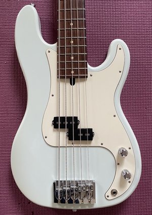 Verkauft. Mike  Lull Precision sonic blue