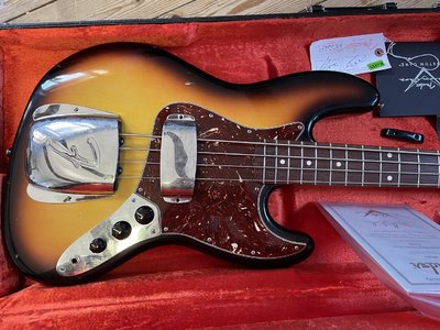 Fender Custom Shop Jazz Bass 1964