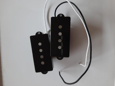 Squier Precision Bass PU´s