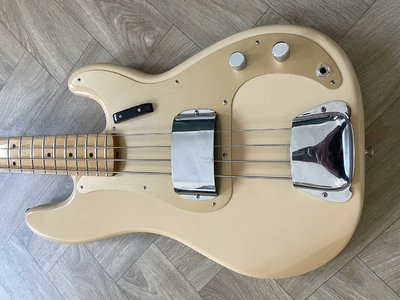 Verkauft: Fender Mexico Classic 50s Precision Bass Honey Blond