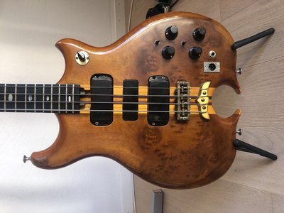 ALEMBIC SERIE 1 BASS 1977