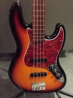 Fender Jazz Bass (lined) fretless - MIM