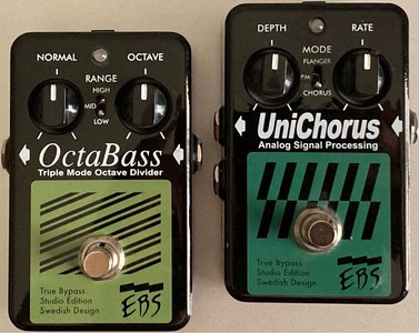 VERKAUFT!!!!!Biete EBS Octaver & Chorus