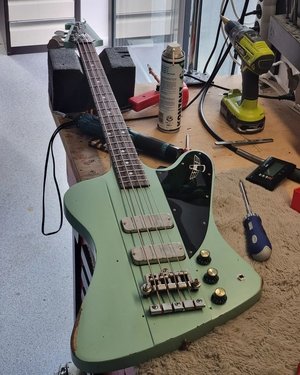 Greco Thunderbird IV TB1100 Bass (1980)