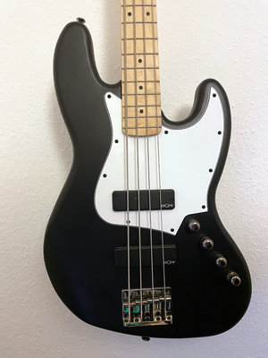 Fender Squier Contemporary Active Jazz Bass HH BLK (wie neu)