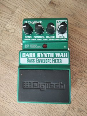 Verkauft: DigiTech Bass Synth Wah