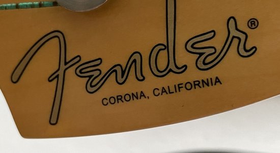 Fender Mustang