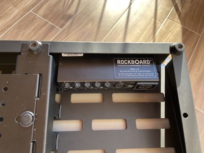 prodajem-pedalboard-razne-pedale-bass-gitaru-slika-177041487.jpg