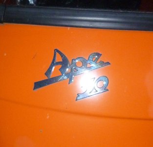 Ape orange (6).JPG Ape orange (6).JPG