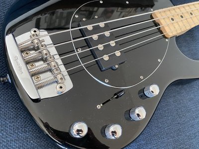 Ernie Ball Musicman Sterling USA