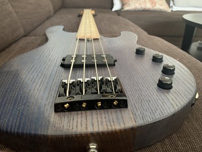 Esh Bass Notorious (Stingray).