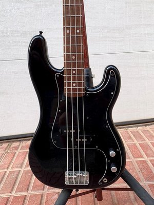 Tokai Hard Puncher