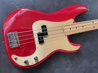 RESERVIERT: Fender Precision Vintera 4-String