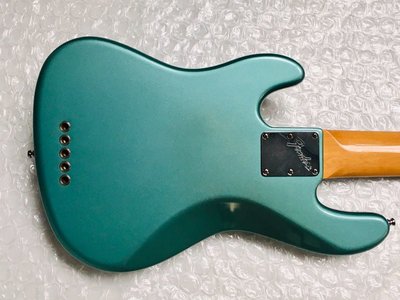 Suche Fender Roscoe Beck IV