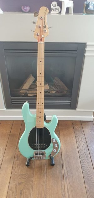 Ernie Ball Music Man Old Smoothie StingRay 40th Anniversary Mint Green