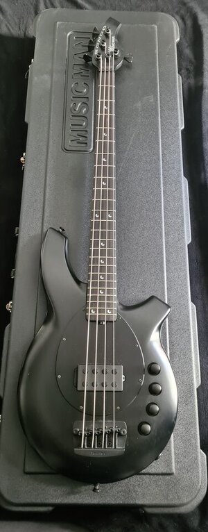 Music Man Bongo 4 Stealth Black SBK