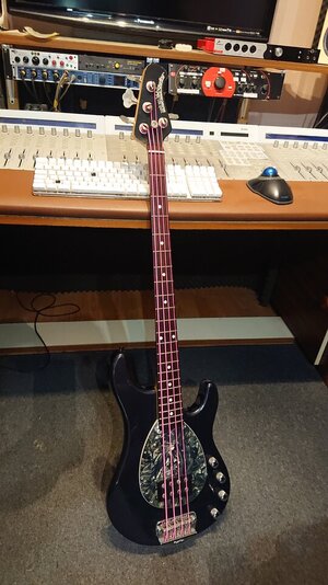 Musicman Sterling 4H mit Originaler Musicman Koffer BJ 2004