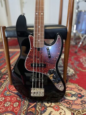 "MODERN VINTAGE" FRETLESS J66 Schnapper!
