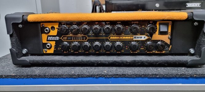 MarkBass EVO 1 Amp inkl. EVO 1 Controller + Super Synth Octaver