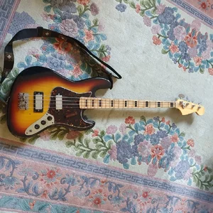 Jazzbass70er.webp