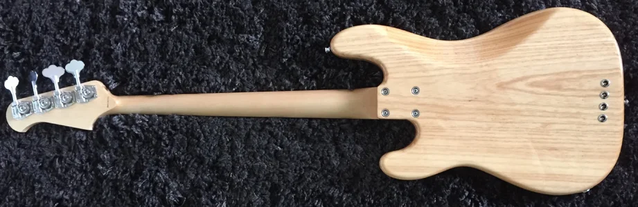 Lakland2.webp