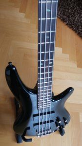 Ibanez_ (3).jpg Ibanez_ (3).jpg