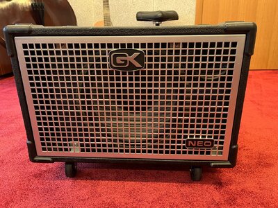 Gallien Krueger Neo 112 II 8 ohm 300w  Bass Box mit Rollen