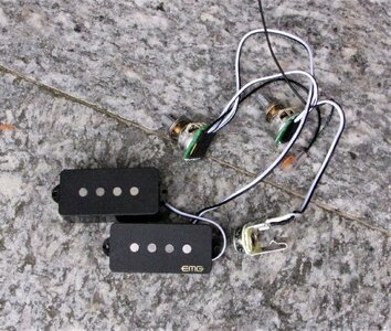 EMG Geezer Butler PickUp-Set - VERKAUFT !