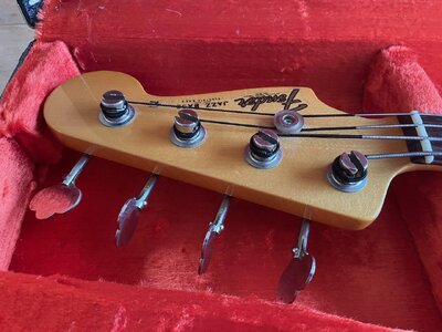 Fender CS Jazz Bass 64 NOS - 4.jpeg